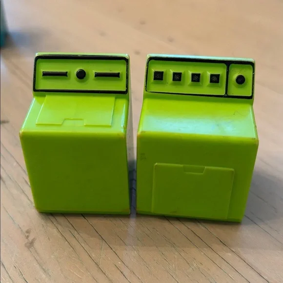 Fisher Price Little People Bath/Utility Room Set - Picture 2 of 6